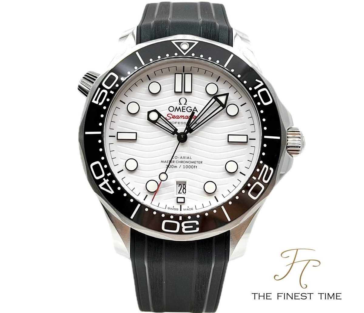 Omega Seamaster Diver Master Chronometer 210.32.42.20.04.001 White Rubber